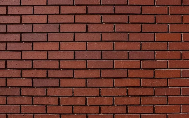 Jak usunąć starą farbę ze ścian? 5 Skutecznych i Szybkich Metod