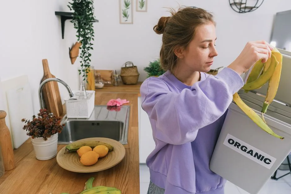 Kompostownik na balkonie: 5 sposobów na własny nawóz w mieście