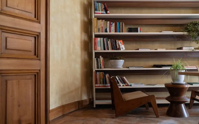 5 pomysłów na domową biblioteczkę w małym mieszkaniu