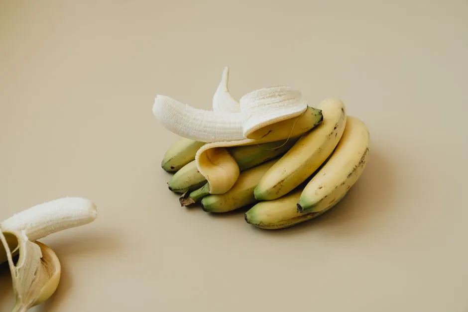 Jak zrobić domowy nawóz z bananów i skorupek jaj do roślin kwitnących na balkonie? 5 sprawdzonych przepisów