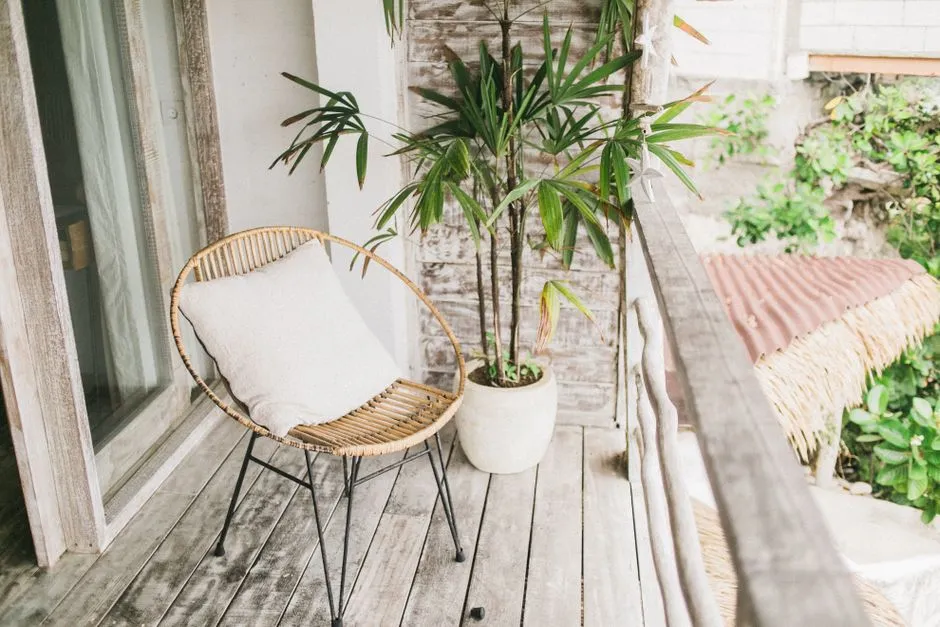 Balkon japandi: 10 kroków do harmonii i prostoty