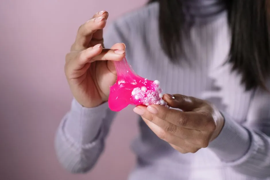 Jak zrobić gluta z kleju w tubce? Prosty przepis na idealny slime