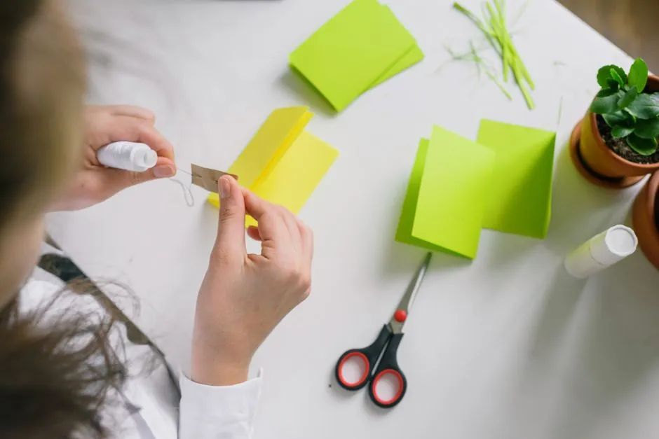 Jaki klej do serwetek? 5 Sprawdzonych Sposobów na Idealne Decoupage
